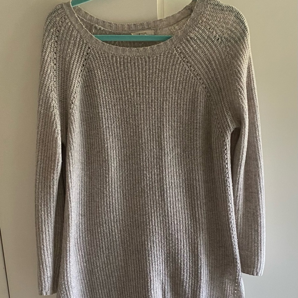 Easel Gray Crew Neck Sweater with Ribbed Texture